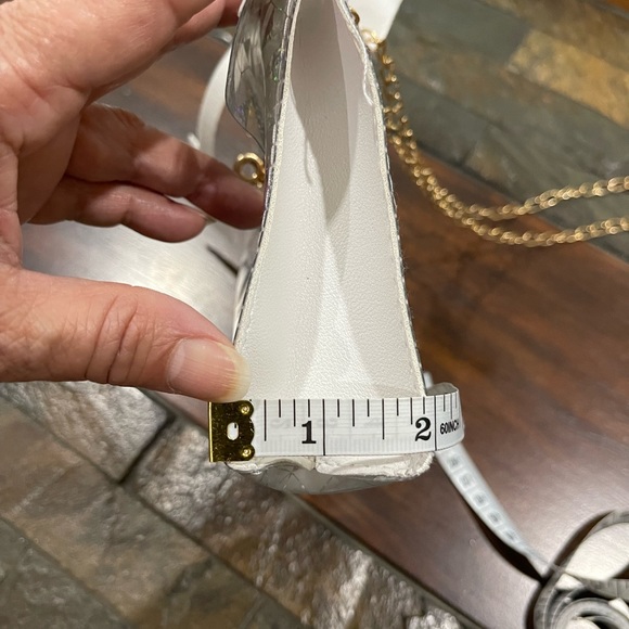 NWOT Transparent PVC Jelly Crossbody Girl Purse - Picture 4 of 8